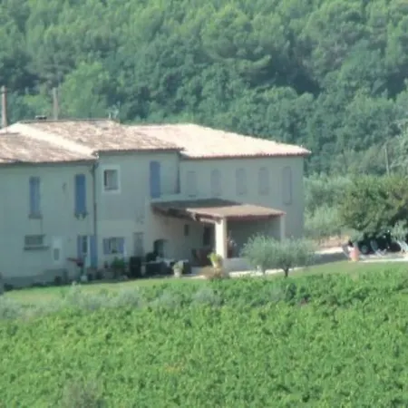 Bed & Breakfast Bastide St Victor A 2,5 Kilometres De Lourmarin *